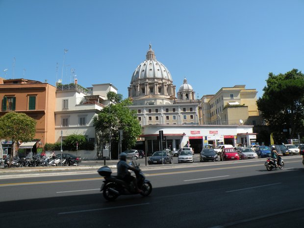  basilique Saint-Pierre, façade sud